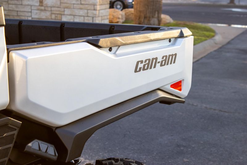 NEW 2026 CAN-AM DEFENDER MAX LIMITED CAB HD11 Image 13