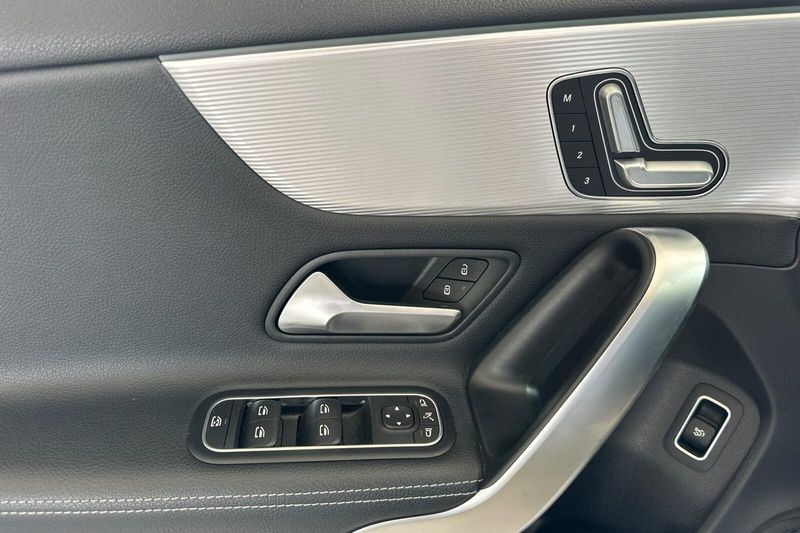 2021 Mercedes-Benz A-Class A 220Image 11