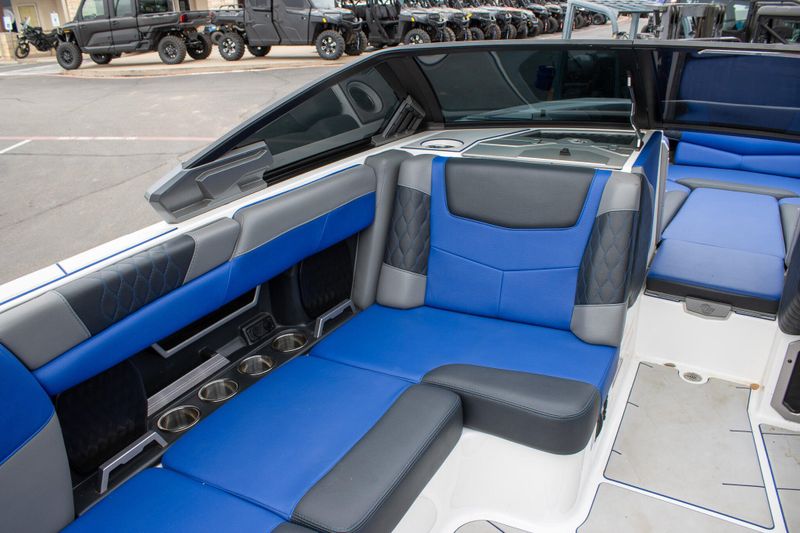 USED 2022 MALIBU M240 Image 21