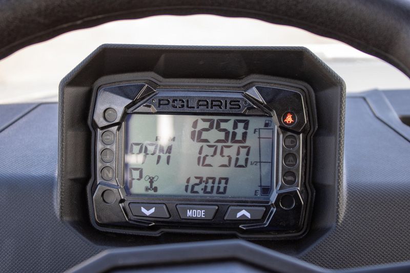 NEW 2026 POLARIS RANGER CREW 1000 PREMIUM Image 18