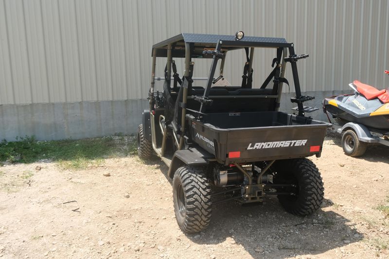 2025 LANDMASTER AMP CREW CAB WILDERNESS EDITION FOREST GREEN Image 8
