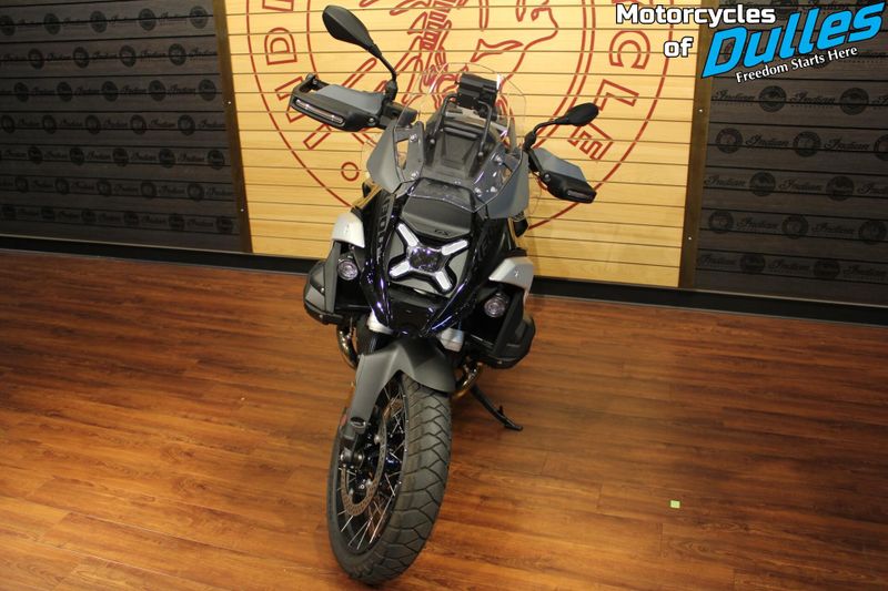 2025 BMW R1300GS ASA Image 3