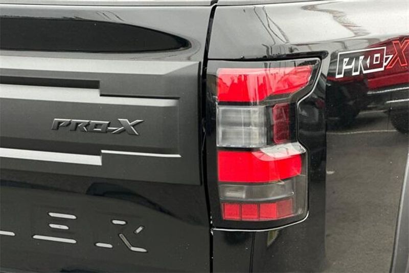 New 2025 Nissan Frontier PRO-XImage 20