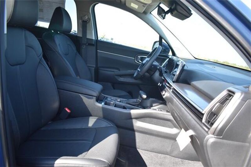 New 2026 Kia Sorento EXImage 13