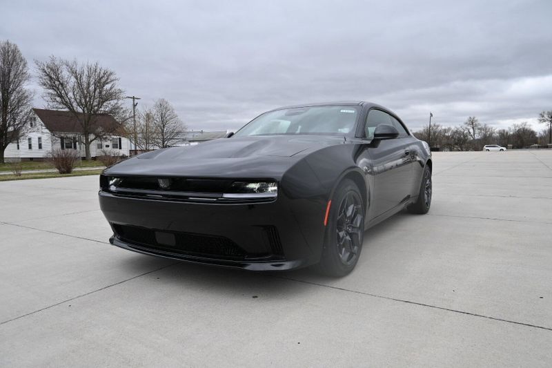 2025 Dodge Charger Daytona R/TImage 4