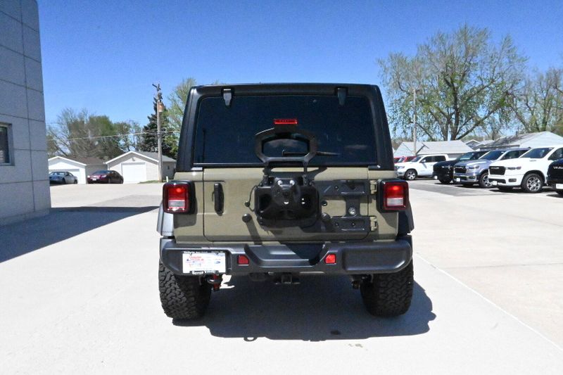 2025 Jeep Wrangler WillysImage 7