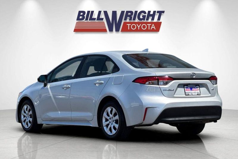 Used 2025 Toyota Corolla LEImage 5