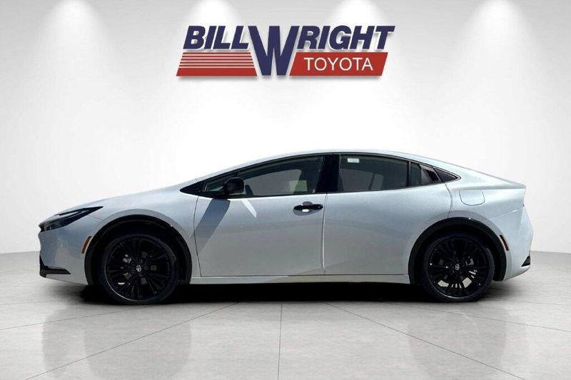 New 2027 Toyota Prius NightshadeImage 6