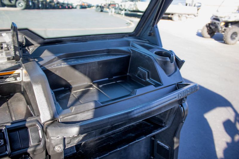 USED 2021 CAN-AM SSV DEFENDER MAX XT HD10 Image 19