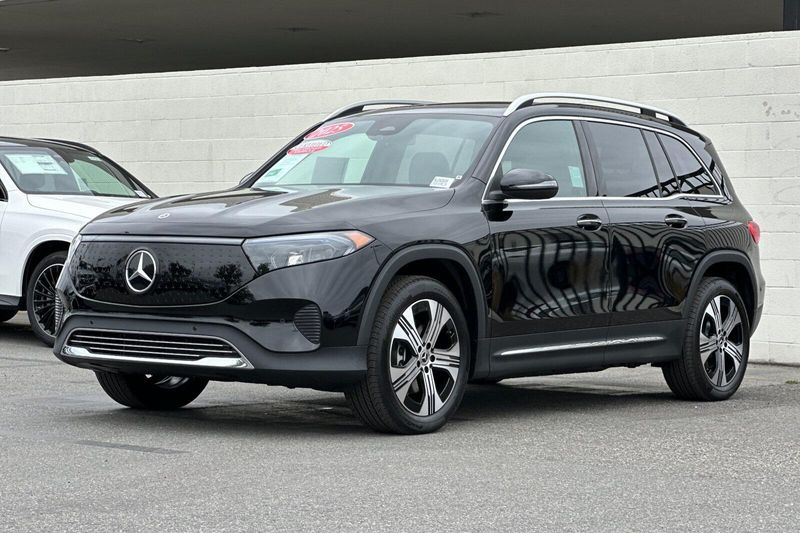 2024 Mercedes-Benz EQB 300Image 8