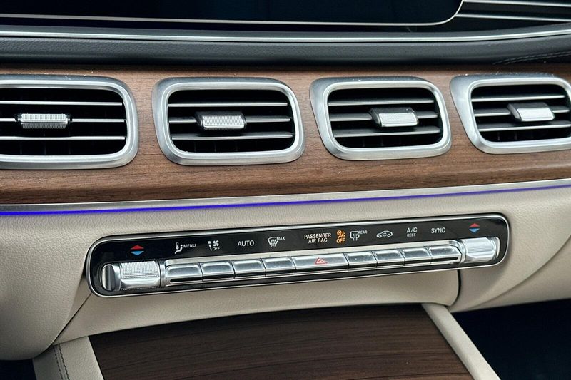 Used 2025 Mercedes-Benz GLS 450Image 25