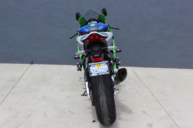 2024 Kawasaki NINJA ZX-10R ABS Image 8