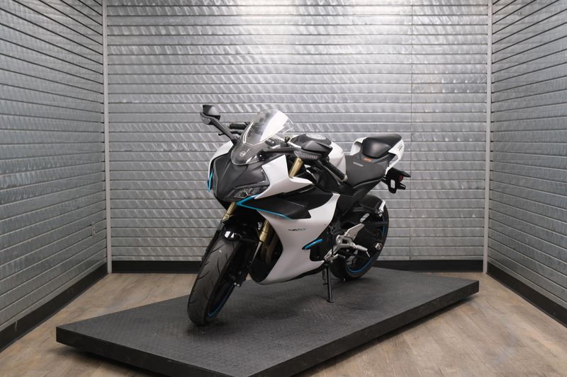 USED 2024 CFMOTO 450SS Image 7
