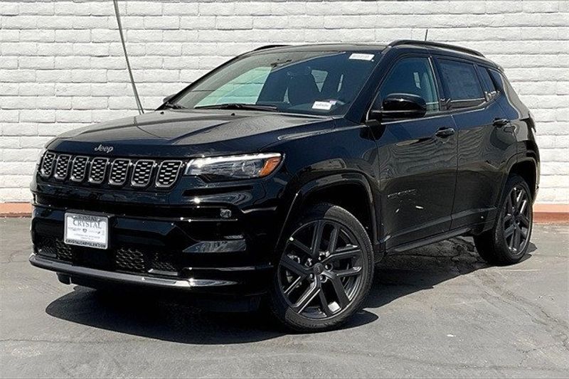 2024 Jeep Compass Limited 4x4Image 1