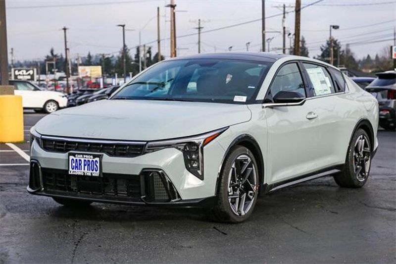 New 2025 Kia K4 GT-LineImage 12
