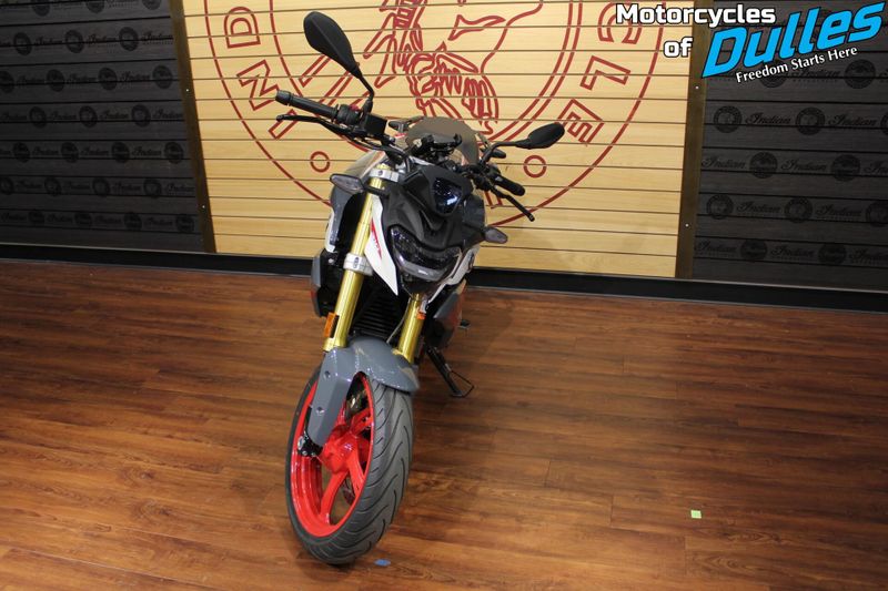 Used 2022 BMW G 310 R Image 3