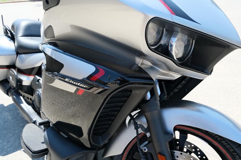 USED 2018 YAMAHA STAR ELUDER Image 13