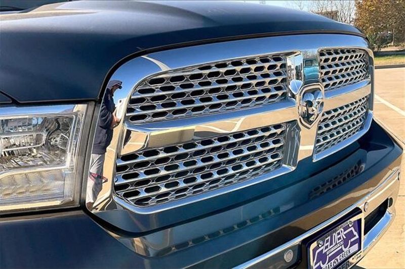 2018 RAM 1500 LaramieImage 31