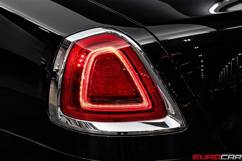 Used 2019 Rolls-Royce Dawn *TRI-COLOR BESPOKE INTERIOR * 21 FORGED WHEELS*Image 18