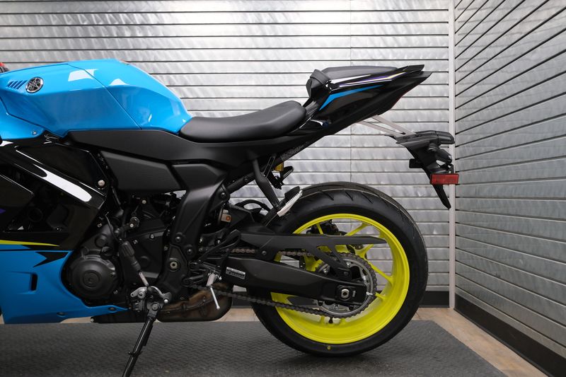 NEW 2026 YAMAHA YZFR7 Image 19