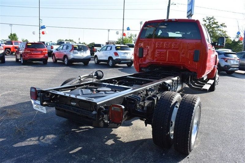 2024 Chevrolet Silverado 4500HD Work TruckImage 3