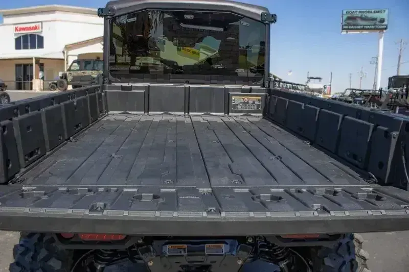 NEW 2026 CAN-AM DEFENDER PRO LIMITED CAB HD10 Image 15