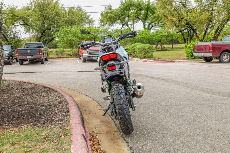 NEW 2026 KAWASAKI KLE 500 ABS SE Image 6