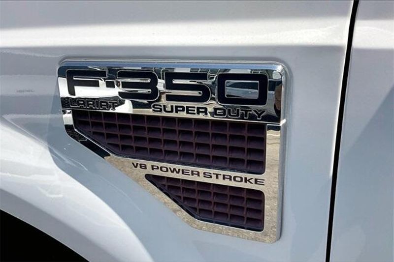 2009 Ford F-350 LariatImage 31