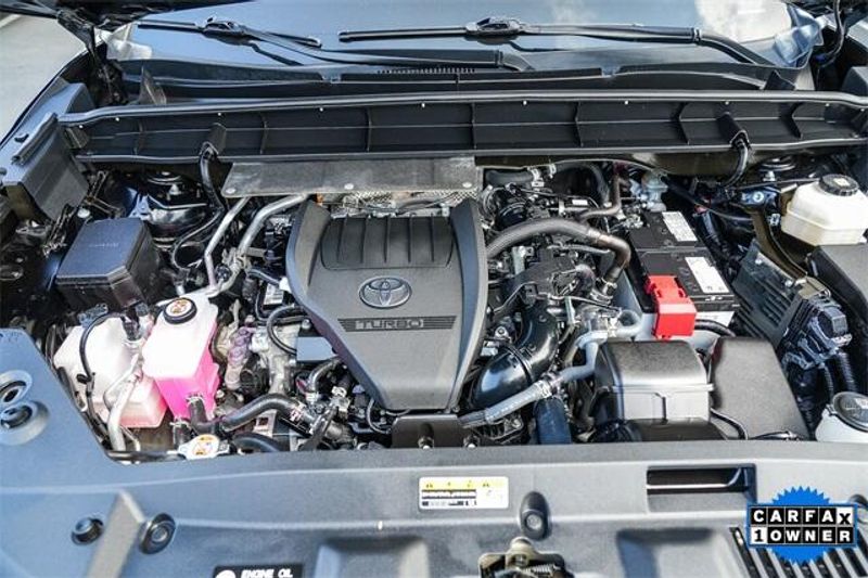 Used 2023 Toyota Highlander LImage 27