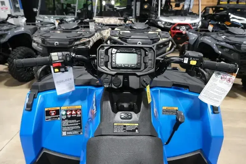 2025 Polaris SPORTSMAN 570 TRAIL ELECTRIC BLUE Image 15