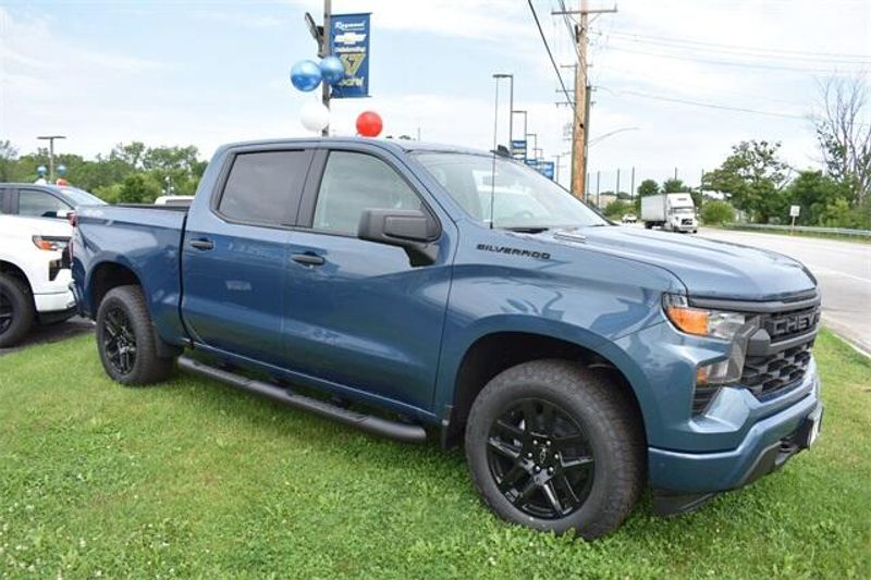 2024 Chevrolet Silverado 1500 CustomImage 12