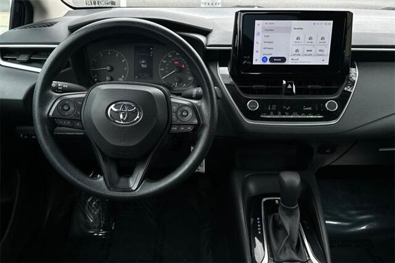 2024 Toyota Corolla LEImage 12