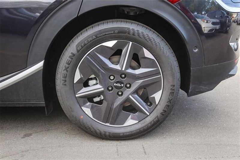 2025 Kia EV6 LightImage 19