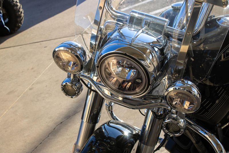 USED 2015 HARLEY ROAD KING BASE Image 19