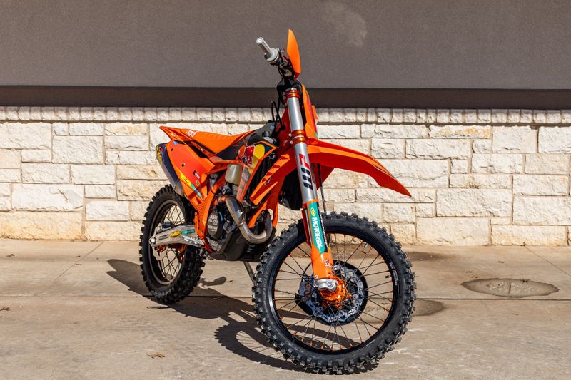 2024 KTM 350 XCF in a ORANGE exterior color. Family PowerSports (877) 886-1997 familypowersports.com 