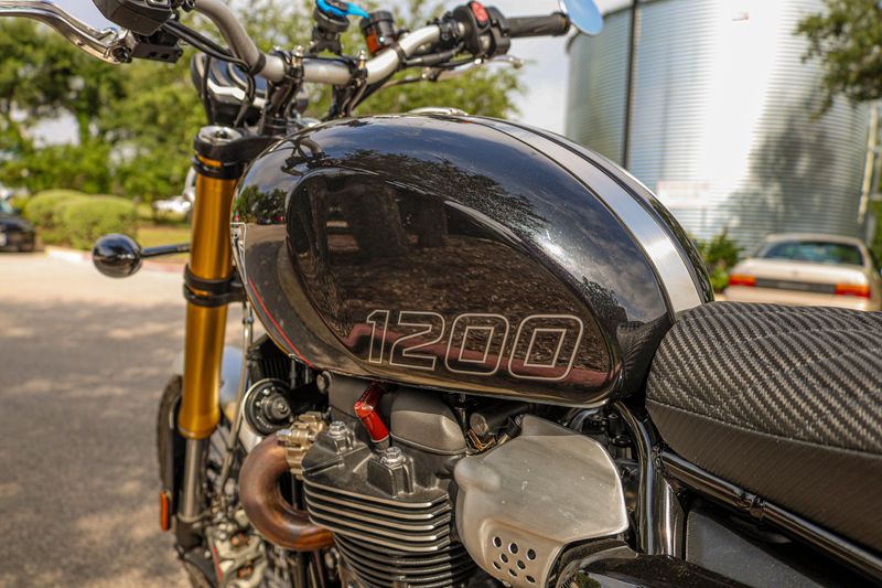 USED 2025 TRIUMPH SCRAMBLER 1200 XE Image 2