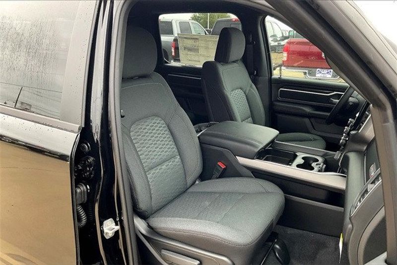 2025 RAM 1500 Lone Star Crew Cab 4x4 5