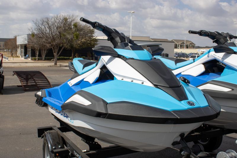 NEW 2026 YAMAHA JETBLASTER DLX 3UP Image 4