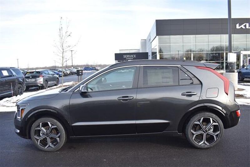 2025 Kia Niro EX TouringImage 6