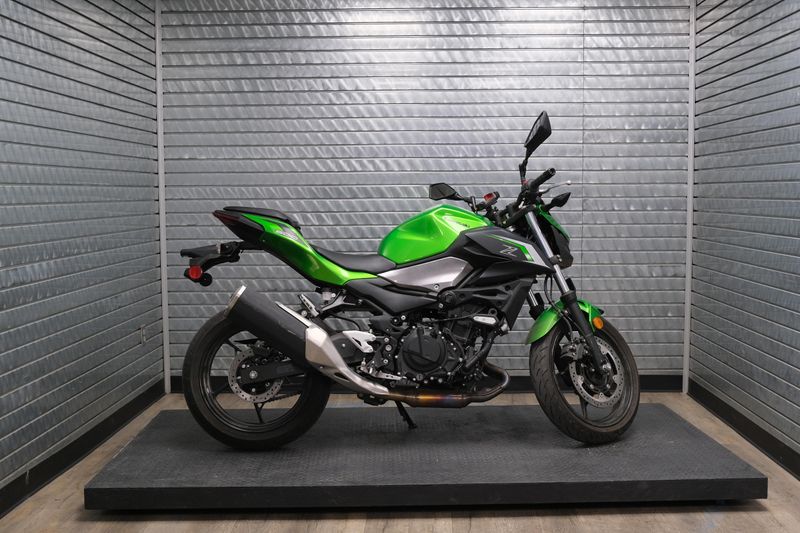 USED 2024 KAWASAKI Z500 Image 2