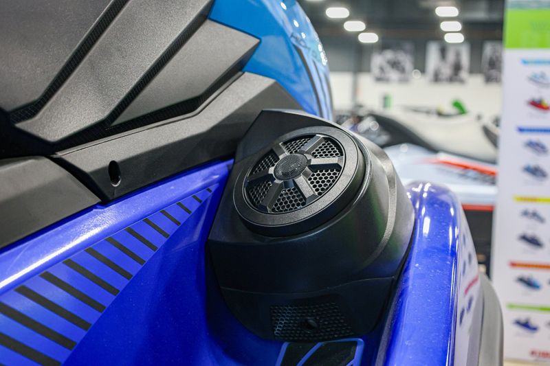 2023 Yamaha GP1800R HO WITH AUDIO SYSTEM AZURE BLUE AND CYAN Image 3