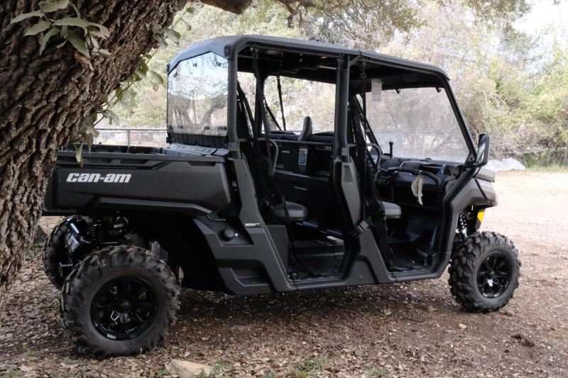 2025 CAN-AM DEFENDER MAX DPS HD10 STEALTH BLACK in a STEALTH BLACK exterior color. Family PowerSports (877) 886-1997 familypowersports.com 