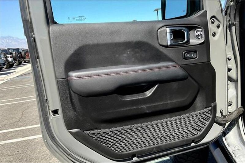 Used 2023 Jeep Gladiator RubiconImage 22