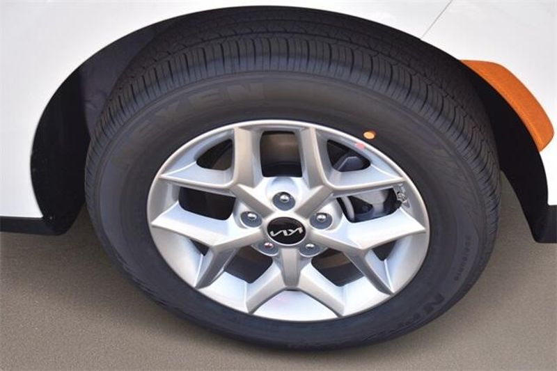 New 2025 Kia Soul SImage 11