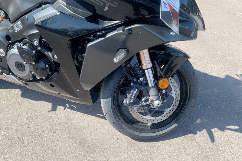 Used 2022 Suzuki GSX-S 1000 GT+ Image 16