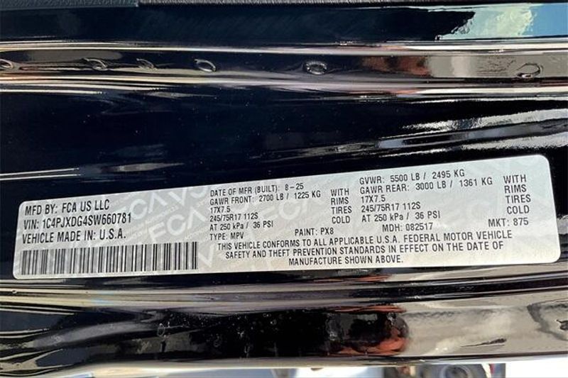 New 2025 Jeep Wrangler 4-door Sport SImage 15