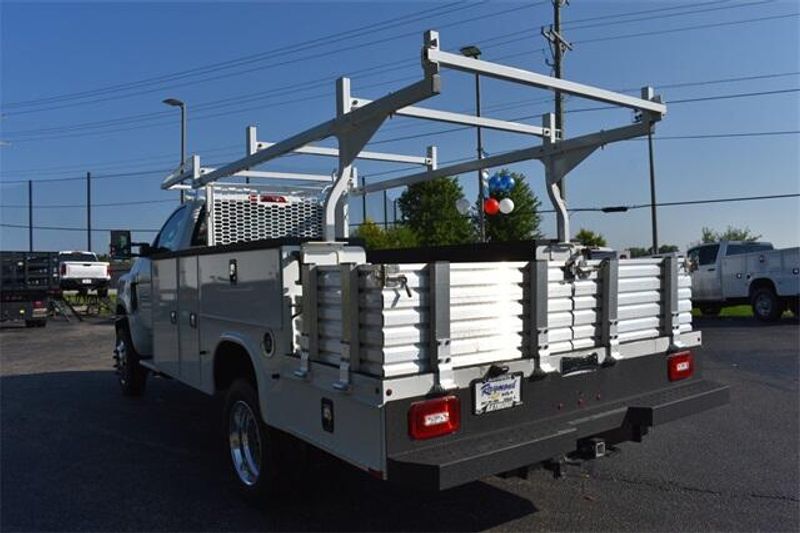 2023 Chevrolet Silverado 5500HD Work Truck in a Summit White exterior color and Dark Ash Seats With Jet Black Interior Accentsinterior. Raymond Auto Group 888-703-9950 raymonddeals.com 