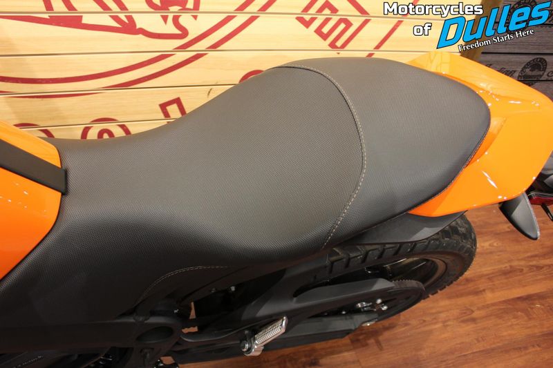 2023 Zero DS  in a Quicksand exterior color. Motorcycles of Dulles 571.934.4450 motorcyclesofdulles.com 