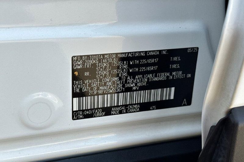 Used 2025 Toyota RAV4 XLEImage 26