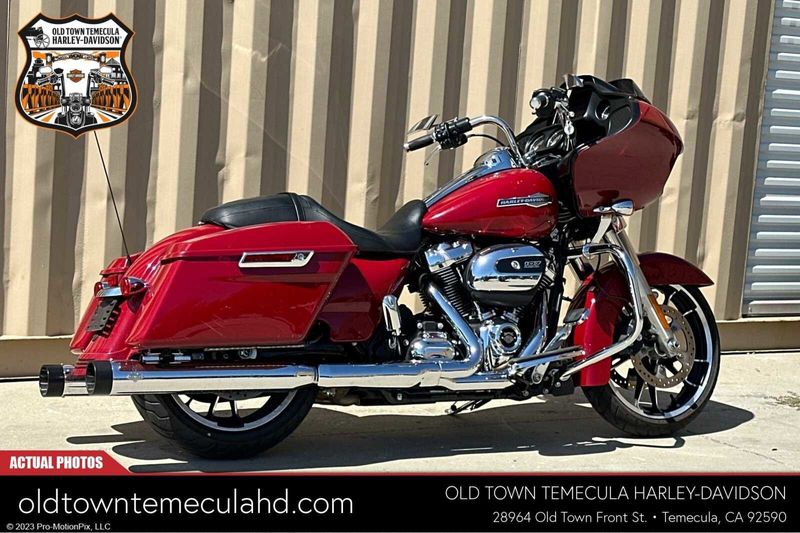 2021 Harley-Davidson Road Glide in a BILLIARD RED exterior color. BMW Motorcycles of Temecula – Southern California (951) 506-6903 bmwmotorcyclesoftemecula.com 